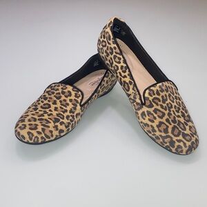 Collection by Clark’s leopard shoes W9.5